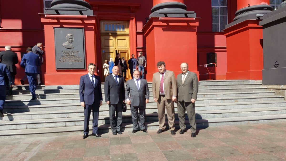 Відбулося підписання Угоди про співробітництво між КНУ ім. Т. Шевченко та НУФВСУ